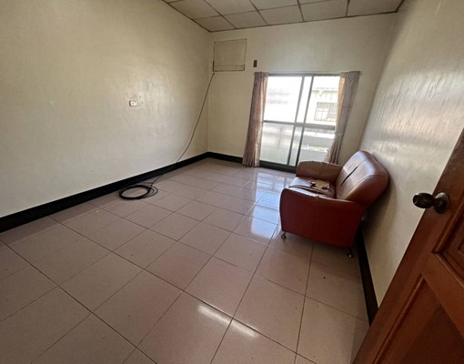 【出租】海佃路大面寬門前停車四房透天 - Image 7