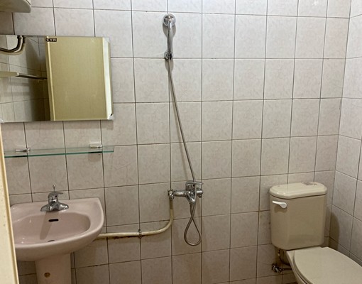 大潤發旁高級裝修套房 - Image 4