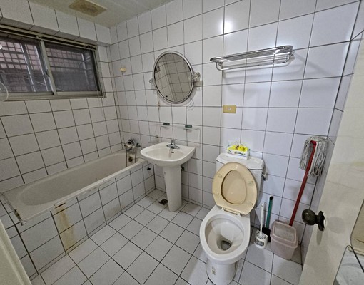 景觀江山萬里四房美屋0918620818可租補報稅 - Image 6