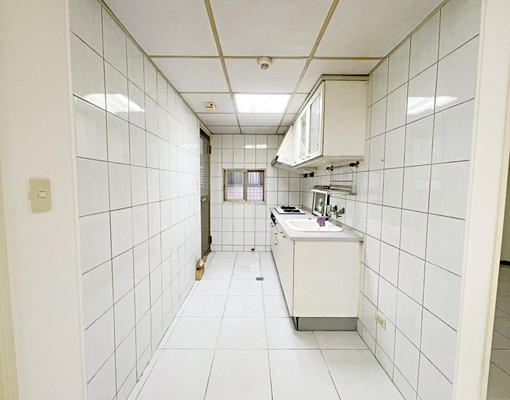 南區近南屯全聯建國北黃昏市場家綠寶電梯二房~租屋最謹慎 - Image 7