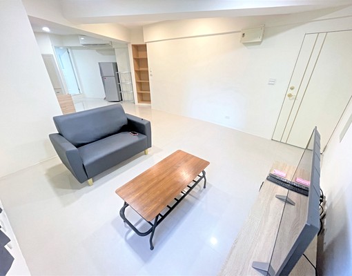 深藏blue⭐超大一房一廳|獨洗曬|機車好停|電梯屋況佳 - Image 2