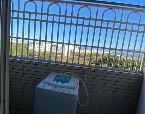 高翠路"台電"僅1間超大陽台洗衣機電梯套房 - 591租屋網 - Image 5