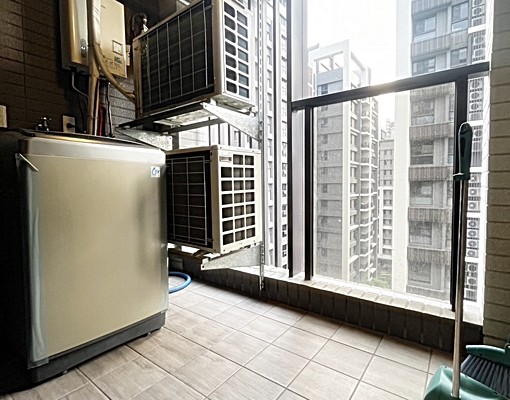 租補無敵採光高樓層大間超美2房 - Image 9