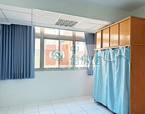 中信明湖-東湖白馬山莊社區前排,透天別墅,私有院子車庫 - Image 7