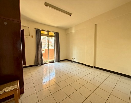 安東社宅/國姓全聯旁透天/免仲可租補 - Image 9