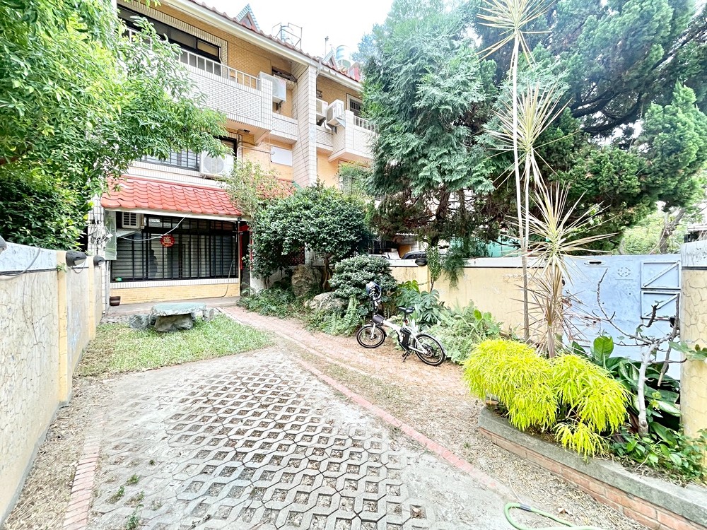 科博館💖別墅透天💖可營登💖庭院車位💖可寵🐶 - Image 1