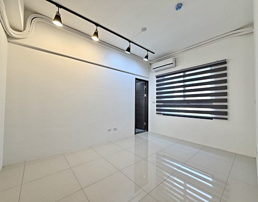 育賢&樹孝商圈❣️全新首租💯附傢俱電✨大3房⭕可平車、租補 - Image 8