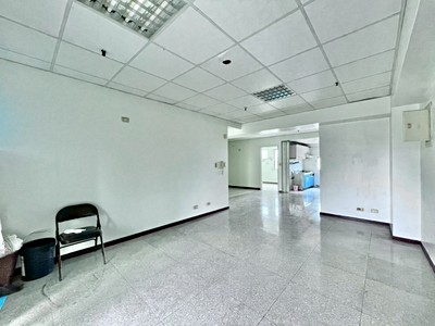 🌟瑀🌟【由鉅建設】南屯八大家|帝王視野|三房平車