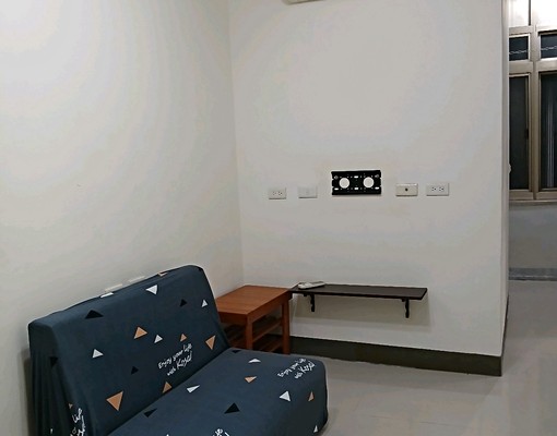 雙捷運近夜市3樓分租套房可租補 - Image 1