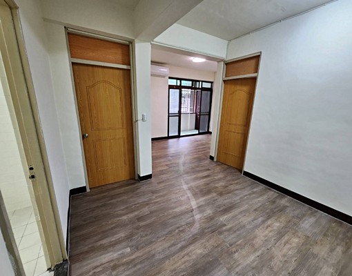 近海山站\可租補\新整理兩房\雙陽台\傢俱家電可談 - Image 3