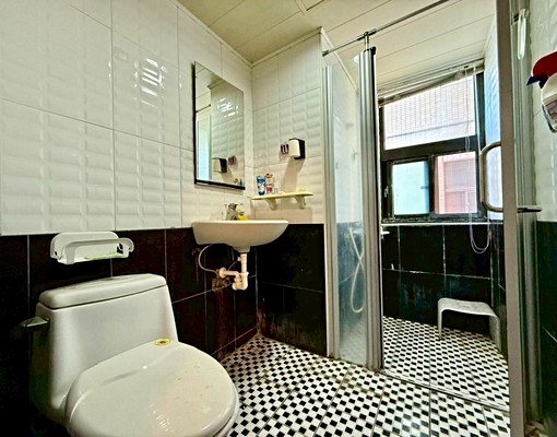 明星學區｜漢神巨蛋｜時尚精美兩房 - Image 6