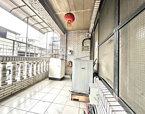 汐止康寧街大隔套出租~有對外窗可租補 - Image 9