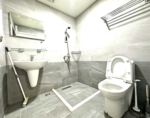 超大空間金龍商圈可租補套房 - Image 4