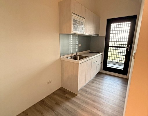 社宅🏠金富後勁商圈萌寵頂樓景觀大房近高科大捷運車站📞愛窩 - 591租屋網 - Image 3