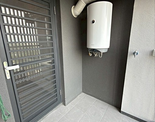 社宅🏠金富後勁商圈萌寵頂樓景觀大房近高科大捷運車站📞愛窩 - 591租屋網 - Image 9