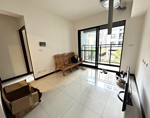 🉑租補🉑戶籍🉑寵物🔥太平聚佳大值全新兩房兩衛平車 - Image 2