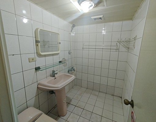 大業國中✅免仲可雙租補✅獨洗曬✅精誠路餐飲一條街#意志力 - 591租屋網 - Image 6