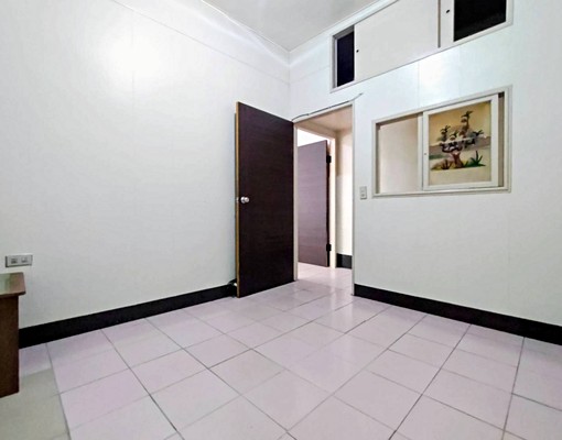 總管家/烏日前竹近南區二樓透天有孝親房~社宅免仲介費 - Image 11