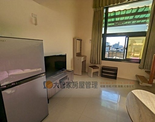 租近巨城.樓中樓屋況極新.附洗衣機 - Image 3