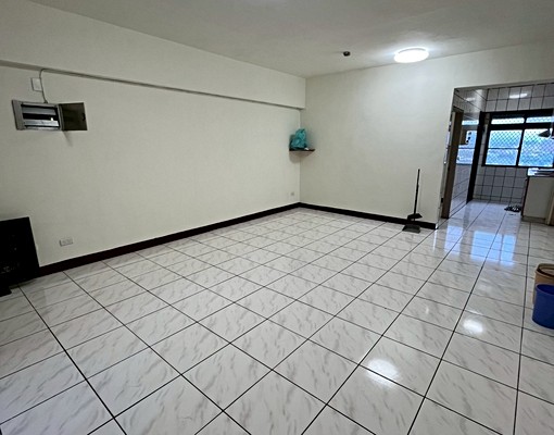 免仲介費~已有配合社宅業者~3房生活機能佳~可申請租補~ - Image 1