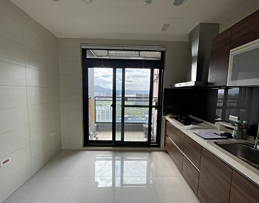 新市三路一段🎀34.0坪|坐北朝南 - Image 2