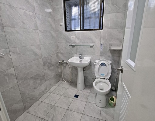 正東興國小/二樓電梯大三房/全新屋況/冷氣/租補免管 - Image 5