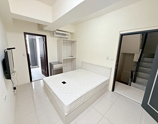 潭子車站💖整棟新蓋💖陽台獨洗曬💖可雙租補 - Image 1