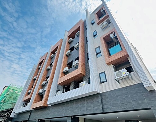 電梯透天💯可雙租補‼️陽台獨洗🔥更衣間✨子母車✨機車位 - Image 2