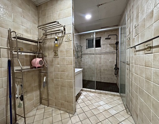 高樓層、採光佳二大陽台、衛浴開窗 - Image 13