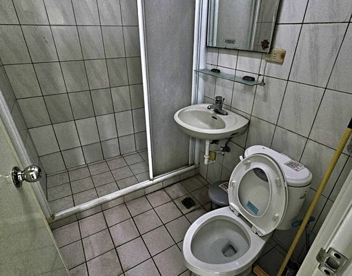 💖體育公園，二樓寓採光佳，坪數大，三房 - Image 8