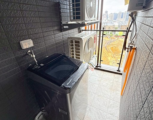 近興仁夜市~全新落成景觀宅~舒適2房車~雙衛浴 - Image 4