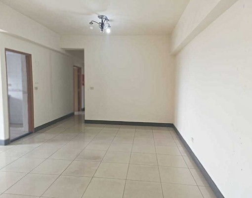 岡山|勵志新城乙區|四房+平面車位|面河堤公園|可寵物 - Image 1