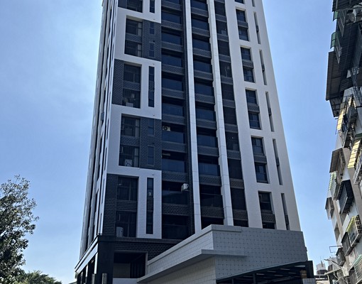 御都匯全新裝潢兩房兩廳二衛二陽台 - Image 13