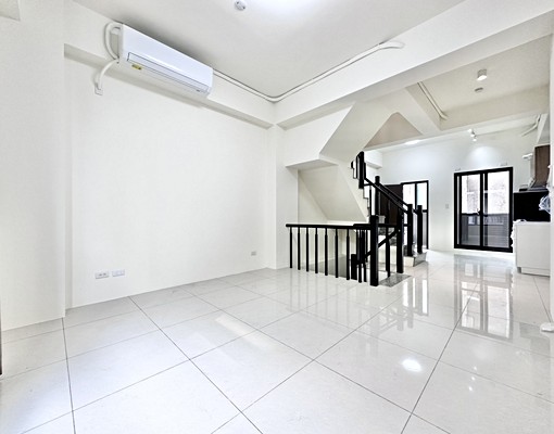 🍎秒殺透天別墅🌟四房門前車🔥空屋台電✅可租補 - 591租屋網 - Image 4