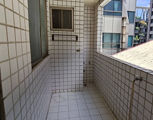 崇德&熱河辦公室出租~洽陳品玲 - Image 3