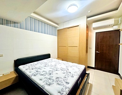 愛上閱讀❤️漢神百貨商圈稀有2+1房另租汽車車位 - Image 8