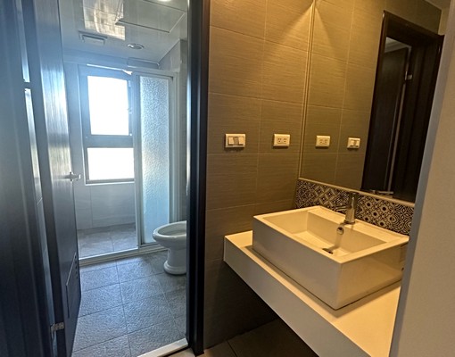 全社區都一樣就我正邊間兩房車景最好可租補 - Image 7