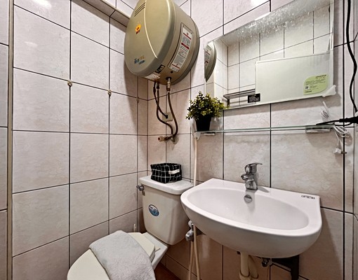 台電計費*可租補*步行8分三重國小站*代收垃圾 - Image 5