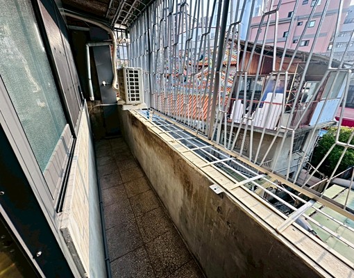 南屯路透天💖可寵、可租補、可辦公、可營登💖5房全新整理 - Image 6