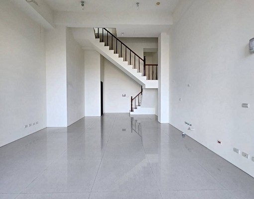 北太平近中山路商圈挑高4米8臨路賺錢樓店 - 591租屋網 - Image 3