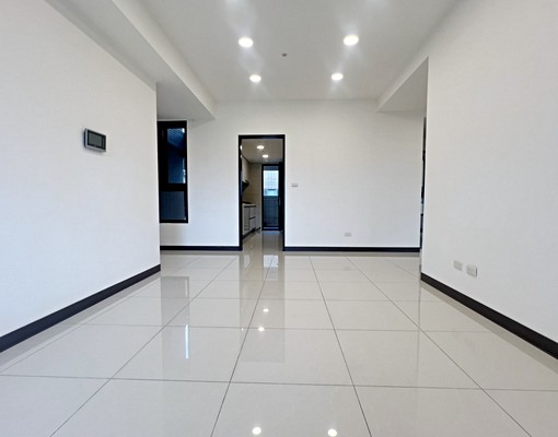 易居邦三期三房平車可租補大家小佑 - 591租屋網 - Image 1