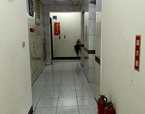 2+1房。靠近捷運、輕軌、巨蛋。明華路上 - Image 5