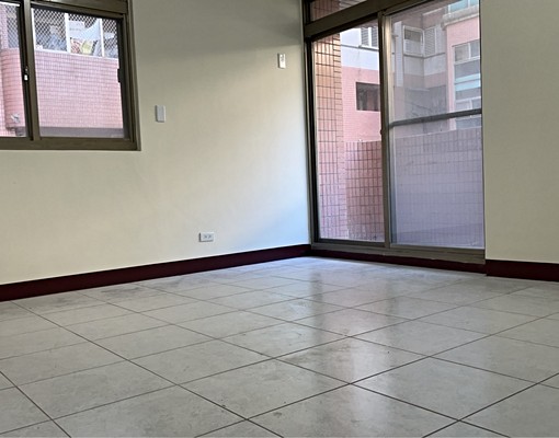 九德捷運站旁:三大房平面車位可租補！ - Image 5