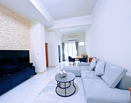 獨家【富群花園】近竹科社區型簡約車庫美墅 - Image 2