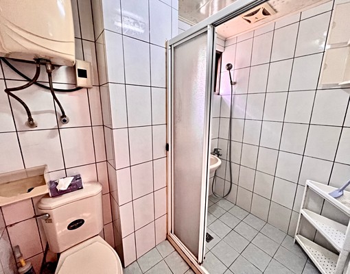 走路可到中壢SOGO|獨立陽台洗衣機收納宅|免萬元✨ - Image 7