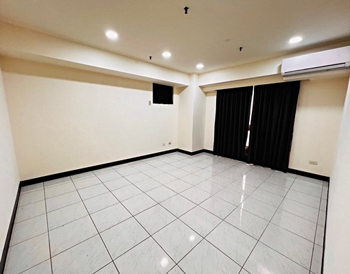 坐北朝南~育平五街🐥低價好房~一年起租 - Image 9