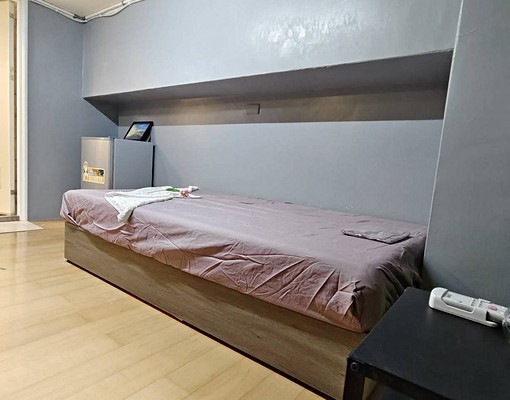 精選巧克力工業風相約詩與遠方附變頻+流理台可@可租補 - Image 1