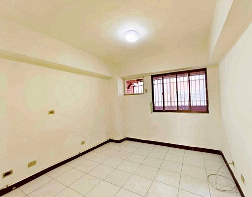 可租補/台電/長安街面寬方正採光4房電梯華廈 - Image 8