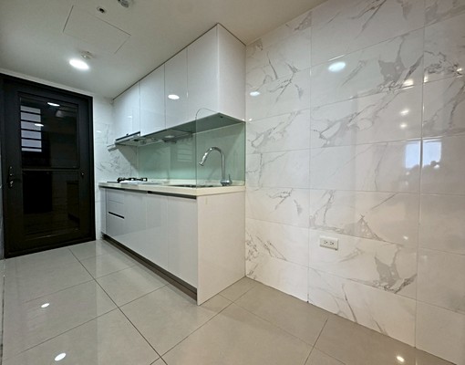 近台元高樓層二房美屋出租 - Image 6