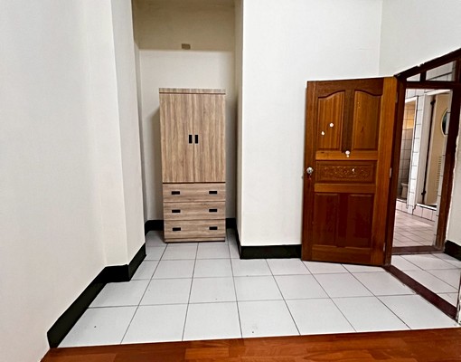 湖口後火車站一樓華廈-可租補-可養一隻貓/狗 - Image 10